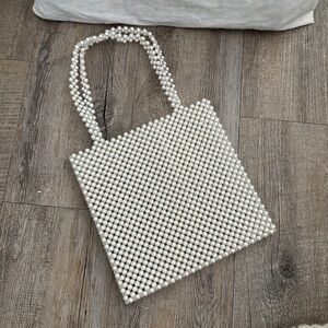 Beaded bag - by not impressed